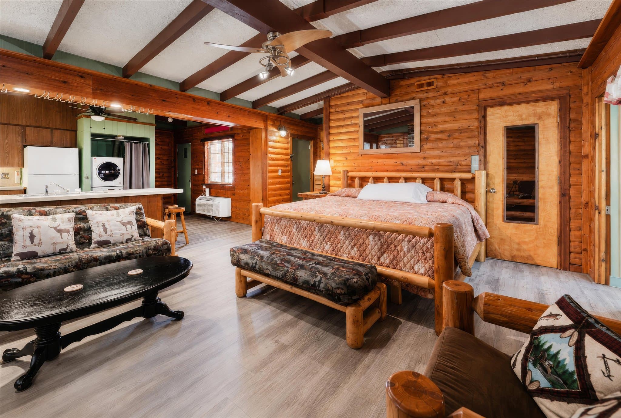 The Presidential Honeymoon Suite at Olde Mill Inn of Clarkston